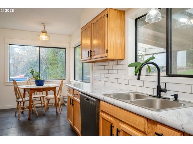 35413 PITTSBURG Rd, St Helens, OR 97051