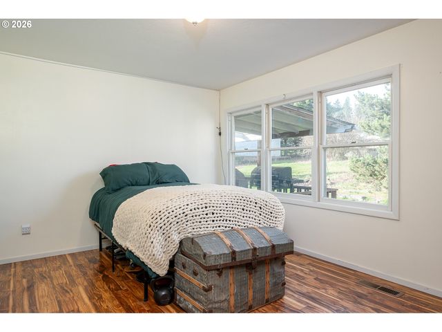 35413 PITTSBURG Rd, St Helens, OR 97051