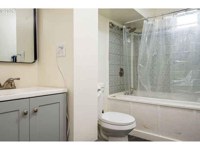 35413 PITTSBURG Rd, St Helens, OR 97051