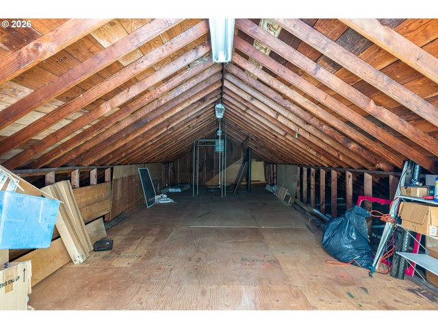 35413 PITTSBURG Rd, St Helens, OR 97051