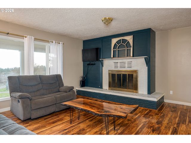 35413 PITTSBURG Rd, St Helens, OR 97051