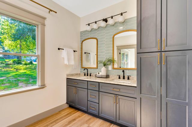 5409 Saint Elmo Avenue, Chattanooga, TN 37409