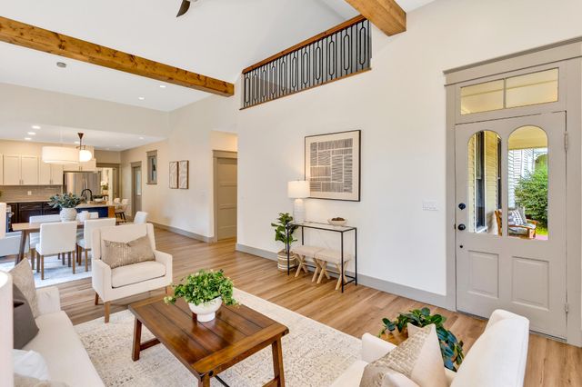 5409 Saint Elmo Avenue, Chattanooga, TN 37409