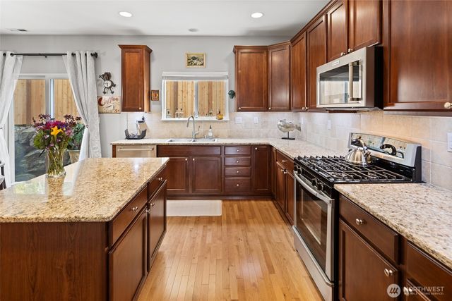 24007 42nd Avenue SE, Bothell, WA 98021