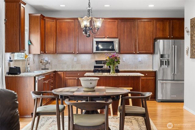 24007 42nd Avenue SE, Bothell, WA 98021