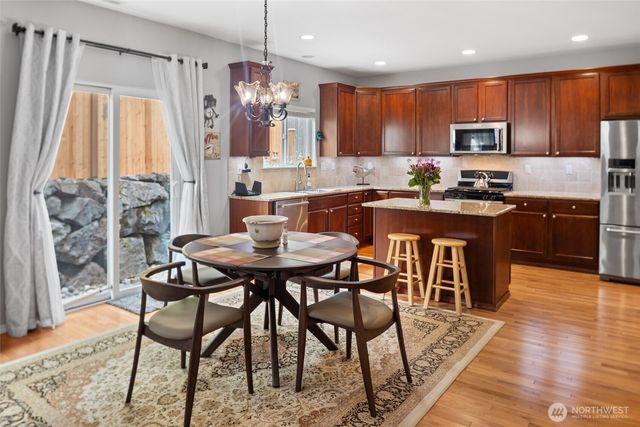 24007 42nd Avenue SE, Bothell, WA 98021