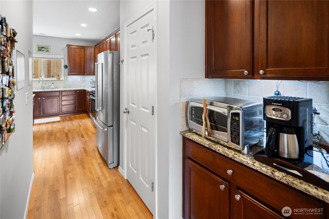 24007 42nd Avenue SE, Bothell, WA 98021