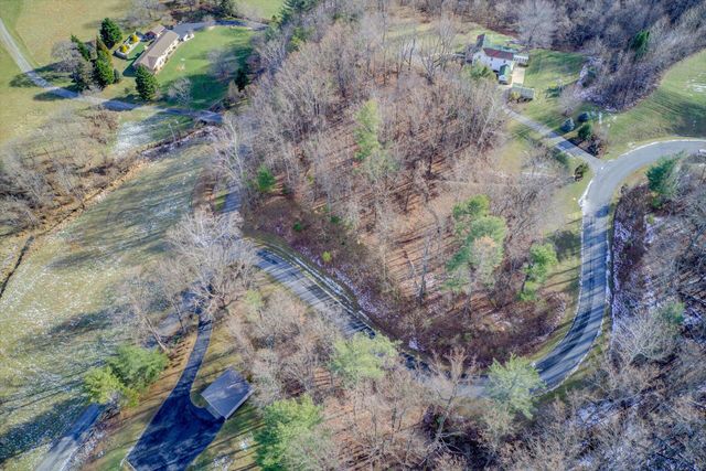 8321 Poplar Springs LN, Roanoke, VA 24018