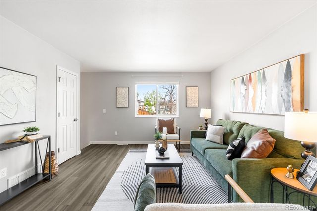 10040 Holland Court, Broomfield, CO 80021