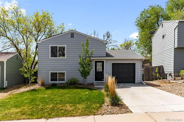 10040 Holland Court, Broomfield, CO 80021