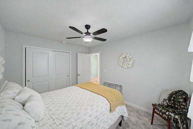 4342 Grover Woods Lane, Des Moines, IA 50317