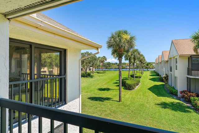 19101 SE Sea Turtle Court 202, Jupiter, FL 33469