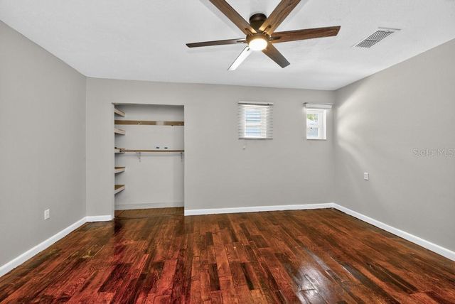 5818 39TH STREET N, St Petersburg, FL 33714