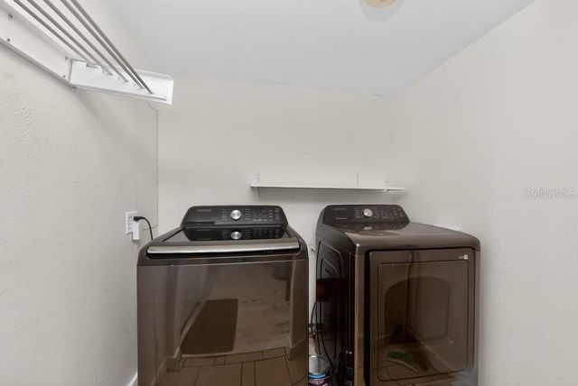 5818 39TH STREET N, St Petersburg, FL 33714