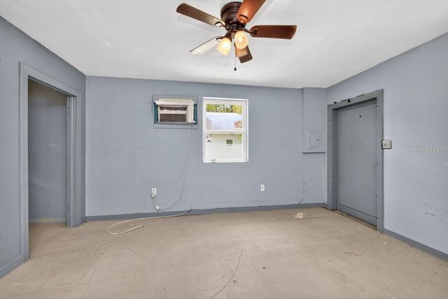 5818 39TH STREET N, St Petersburg, FL 33714