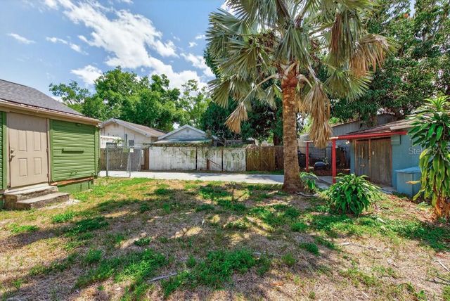 5818 39TH STREET N, St Petersburg, FL 33714