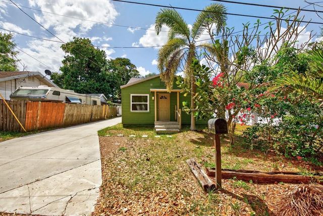 5818 39TH STREET N, St Petersburg, FL 33714