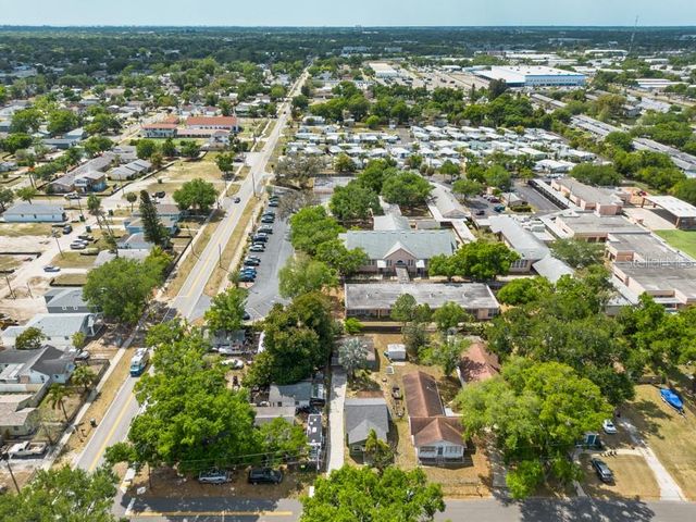 5818 39TH STREET N, St Petersburg, FL 33714