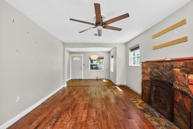 5818 39TH STREET N, St Petersburg, FL 33714