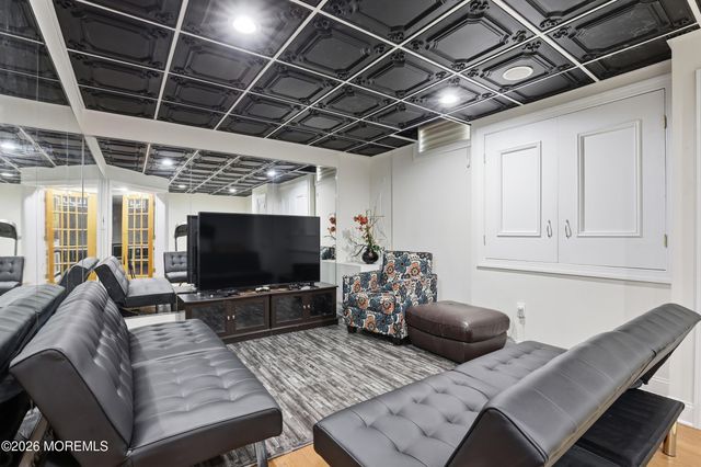 21 Conor Road, Jackson, NJ 08527