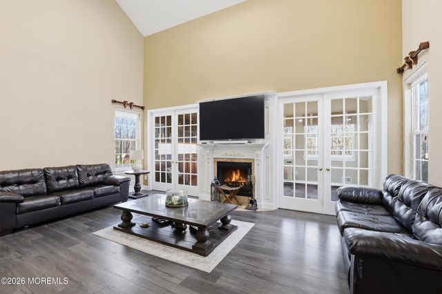 21 Conor Road, Jackson, NJ 08527