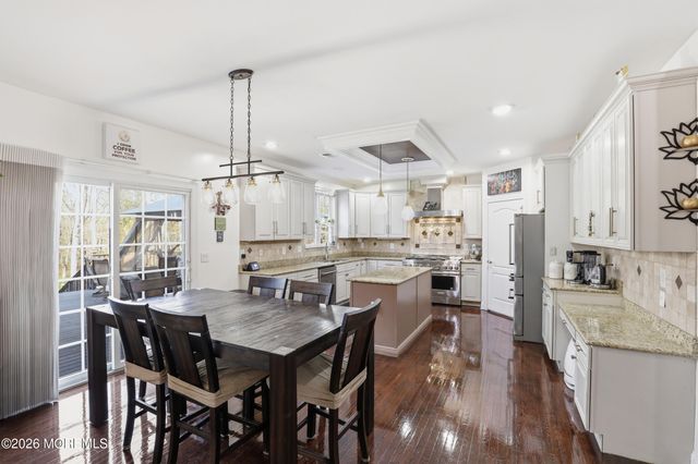 21 Conor Road, Jackson, NJ 08527