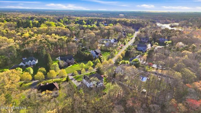 21 Conor Road, Jackson, NJ 08527