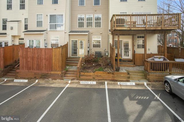 4384 SUTLER HILL SQ, Fairfax, VA 22033