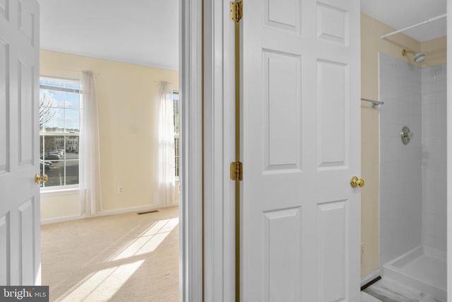 4384 SUTLER HILL SQ, Fairfax, VA 22033