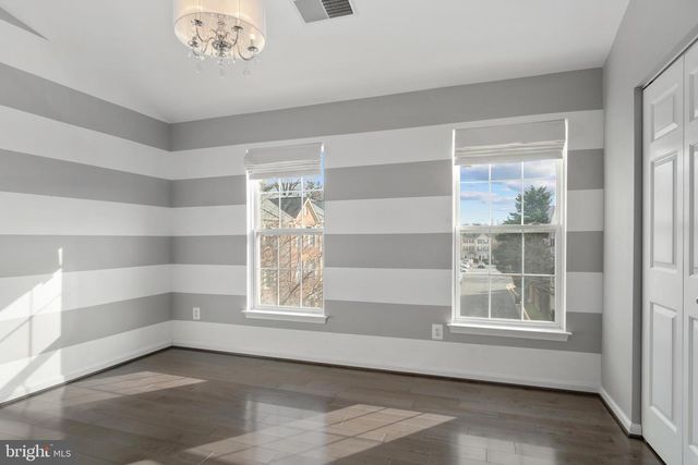 4384 SUTLER HILL SQ, Fairfax, VA 22033