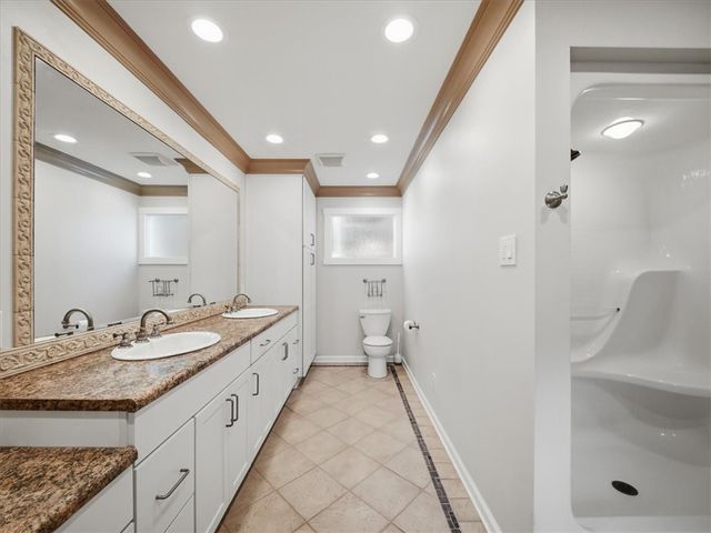 35 Coraopolis Road, Kennedy Twp, PA 15108
