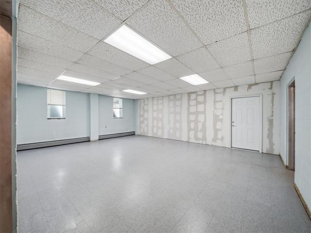 35 Coraopolis Road, Kennedy Twp, PA 15108