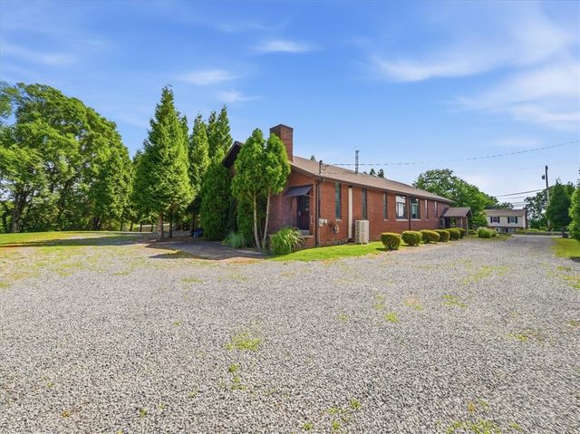 35 Coraopolis Road, Kennedy Twp, PA 15108