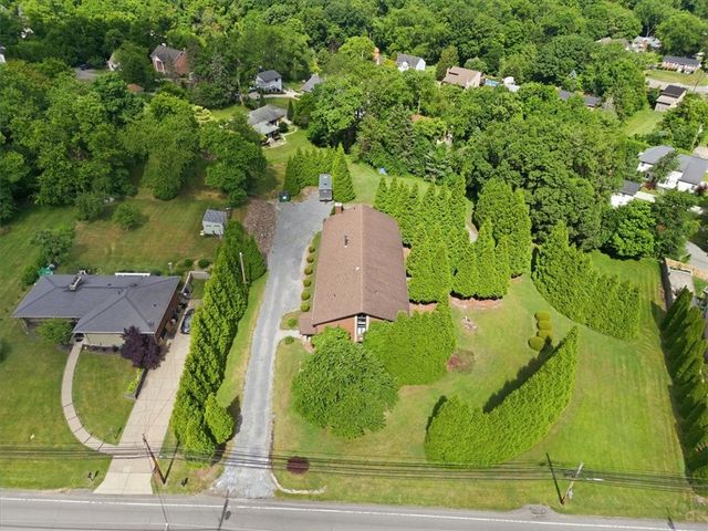 35 Coraopolis Road, Kennedy Twp, PA 15108
