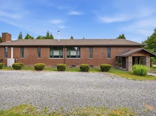 35 Coraopolis Road, Kennedy Twp, PA 15108