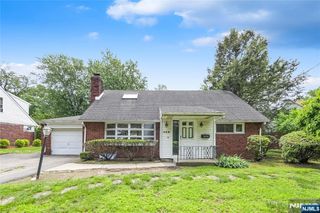 468 W Ivy Lane, Englewood, NJ 07631