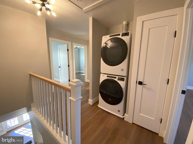 1699 HART CT, Crofton, MD 21114