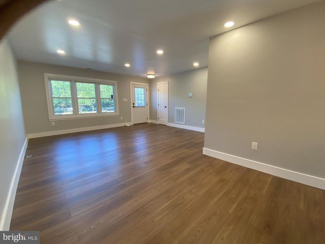 1699 HART CT, Crofton, MD 21114