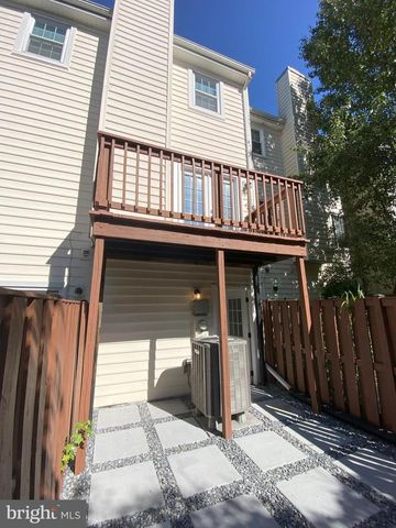 1699 HART CT, Crofton, MD 21114