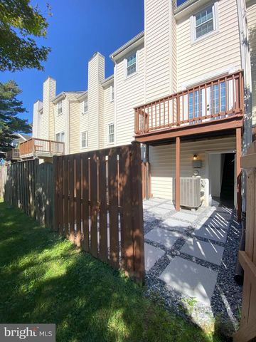 1699 HART CT, Crofton, MD 21114