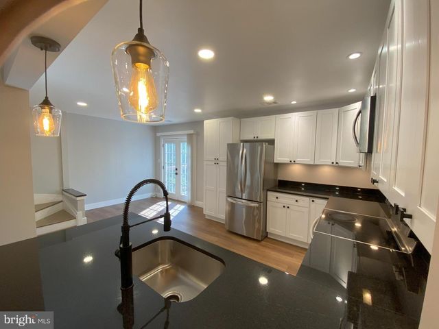 1699 HART CT, Crofton, MD 21114