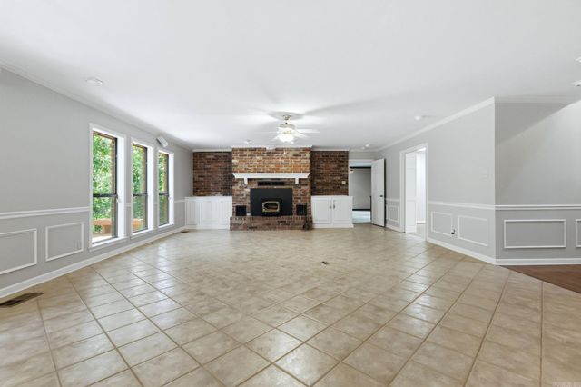 8 Woodsong Drive, Roland, AR 72135