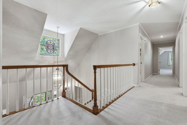 8 Woodsong Drive, Roland, AR 72135