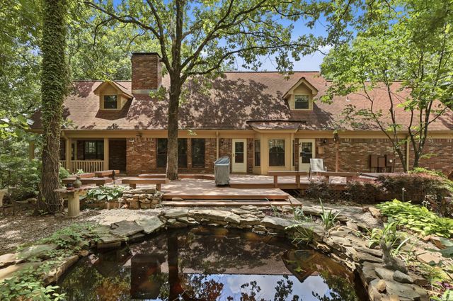 8 Woodsong Drive, Roland, AR 72135