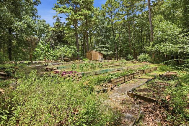 8 Woodsong Drive, Roland, AR 72135