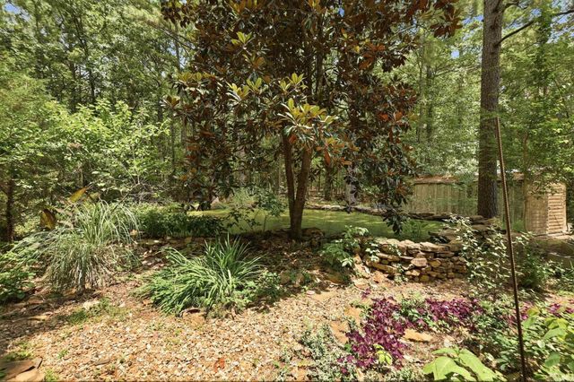 8 Woodsong Drive, Roland, AR 72135