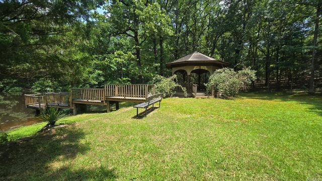 8 Woodsong Drive, Roland, AR 72135