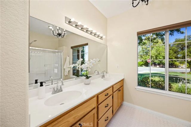 2421 Winding Brook Road, Paso Robles, CA 93446