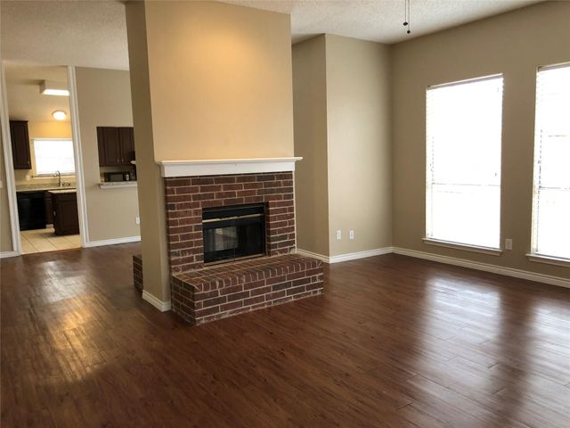 8301 Bells Street, Frisco, TX 75035