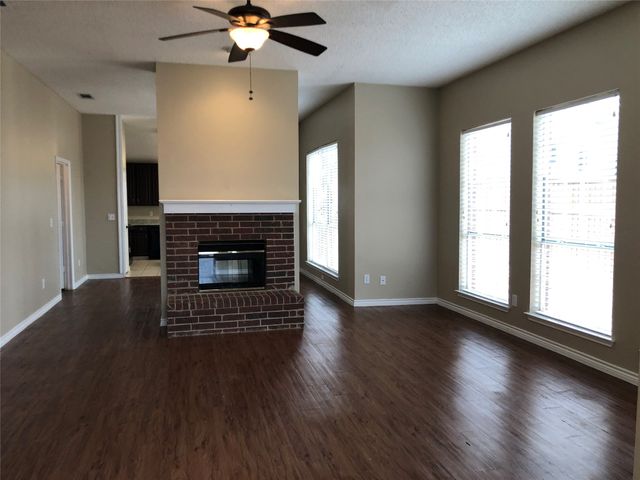 8301 Bells Street, Frisco, TX 75035